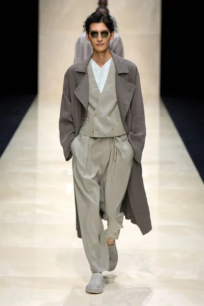 Look 5